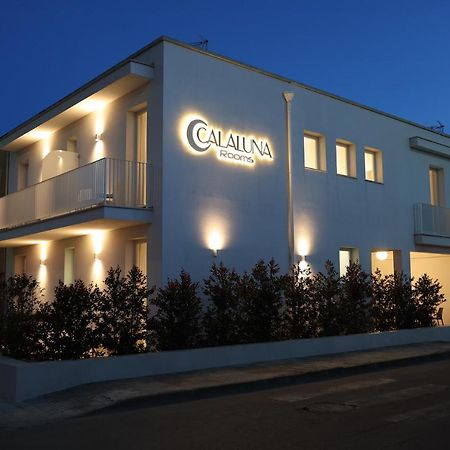 Calaluna Rooms Порто Чезарео Екстериор снимка