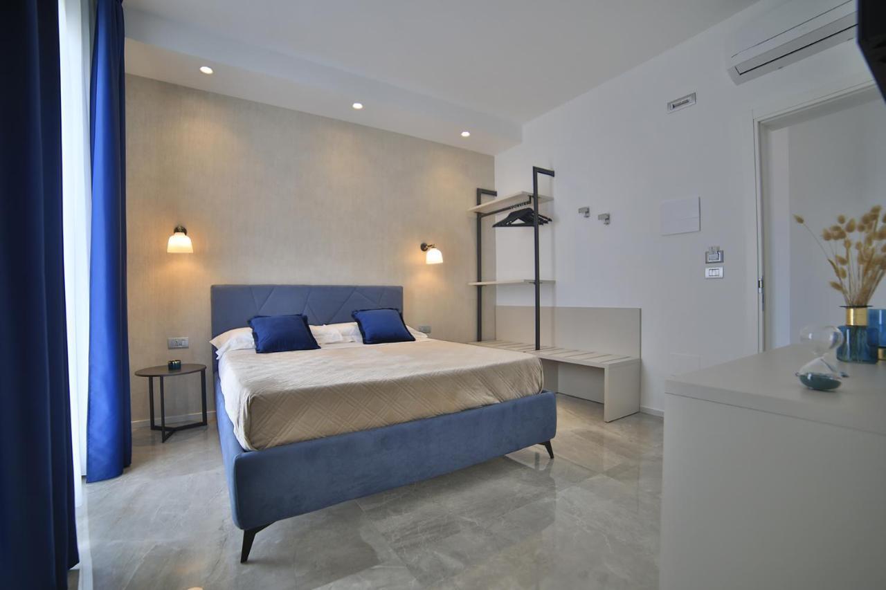 Calaluna Rooms Порто Чезарео Екстериор снимка