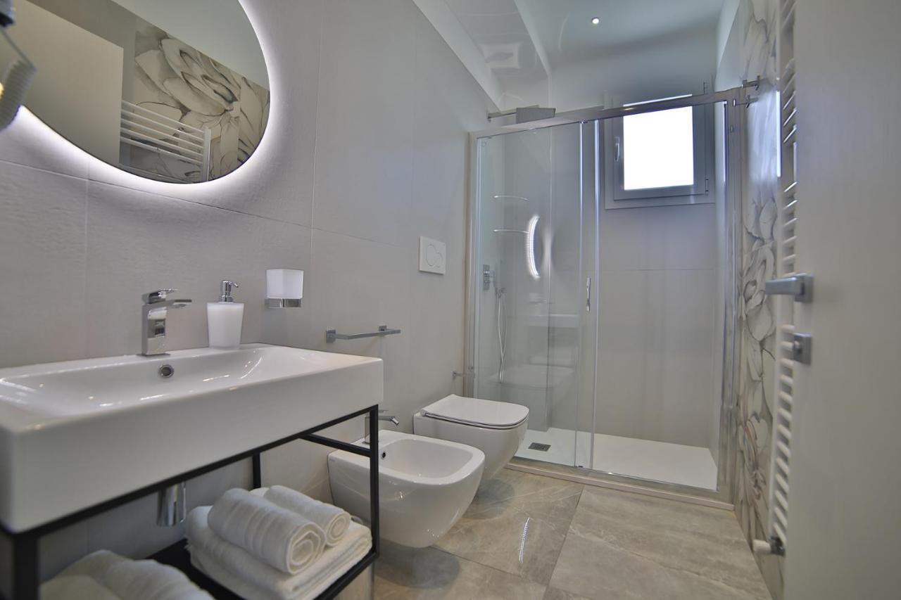 Calaluna Rooms Порто Чезарео Екстериор снимка